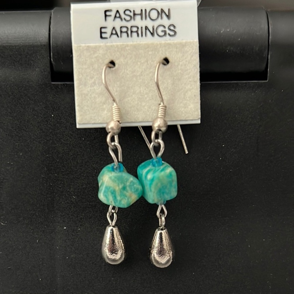 Elegant Silver and Blue Fashion Earrings